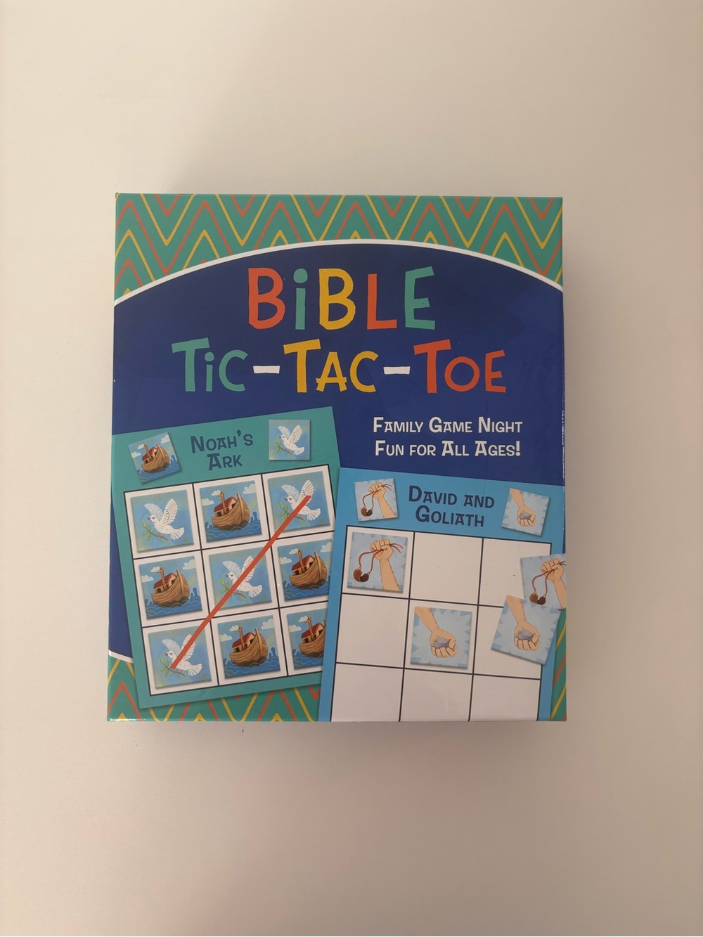 Barbour Bible Tic-Tac-Toe Game - Blue & Teal 4+